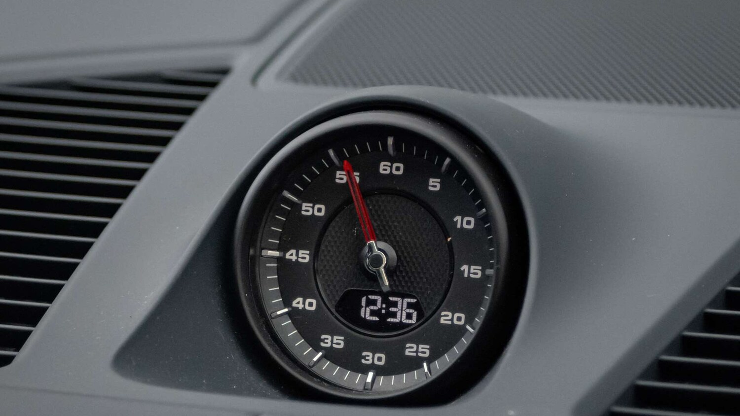 Used Porsche Cayenne 2021 for sale - 77429109: Photo 24