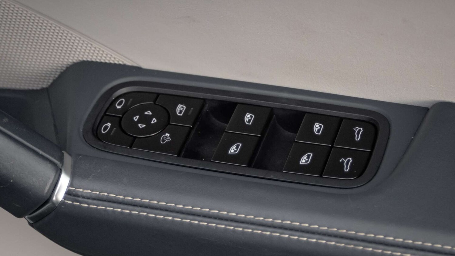 Used Porsche Cayenne 2021 for sale - 77429109: Photo 26