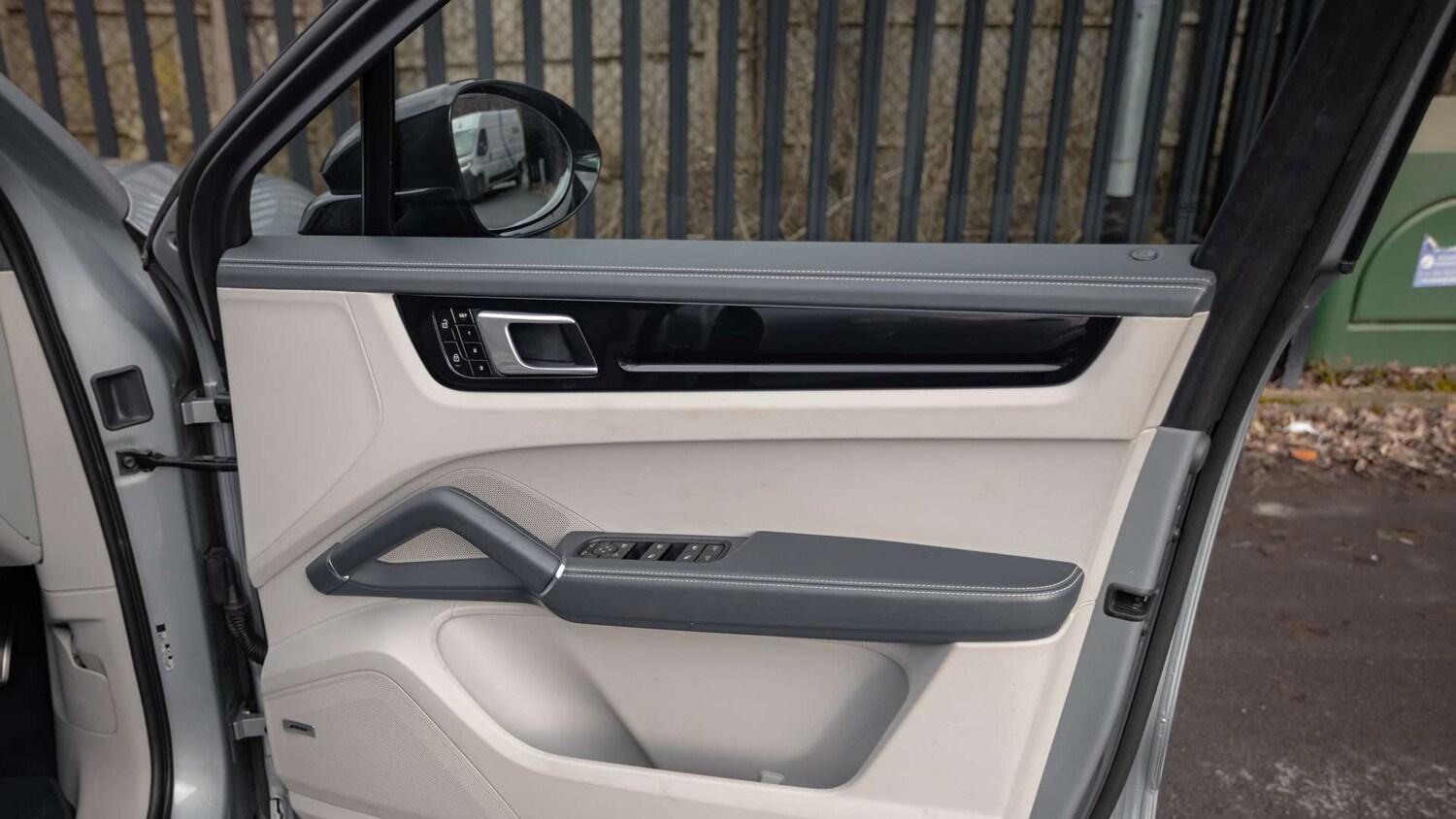 Used Porsche Cayenne 2021 for sale - 77429109: Photo 33