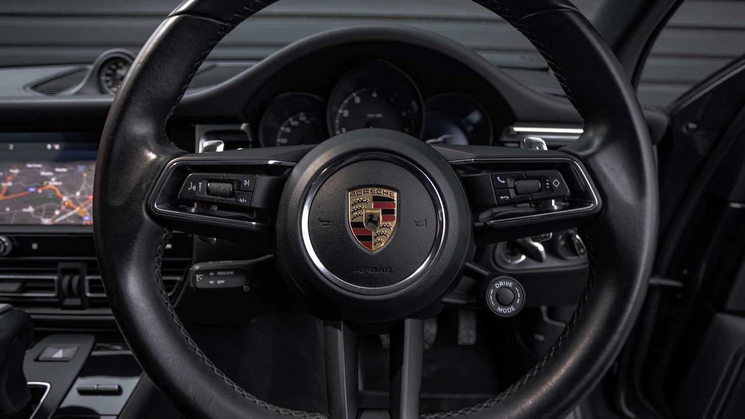 Used Porsche Macan 2021 for sale - 76804834: Photo 21