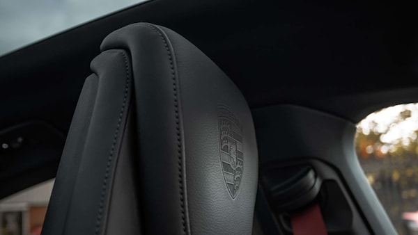 Used Porsche Taycan 2022 for sale - 76242401: Photo 16