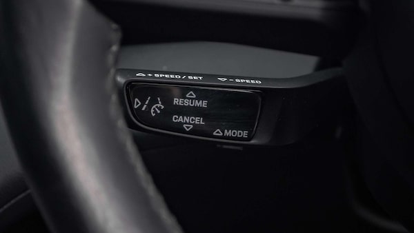Used Porsche Taycan 2022 for sale - 76242401: Photo 24