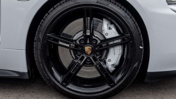 Used Porsche Taycan 2022 for sale - 76242401: Photo 6