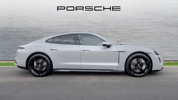 Used Porsche Taycan 2022 for sale - 76242401: Photo 7