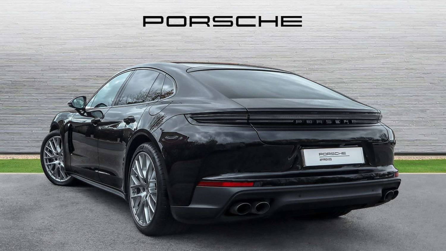 Used Porsche Panamera 2024 for sale - 76488110: Photo 4