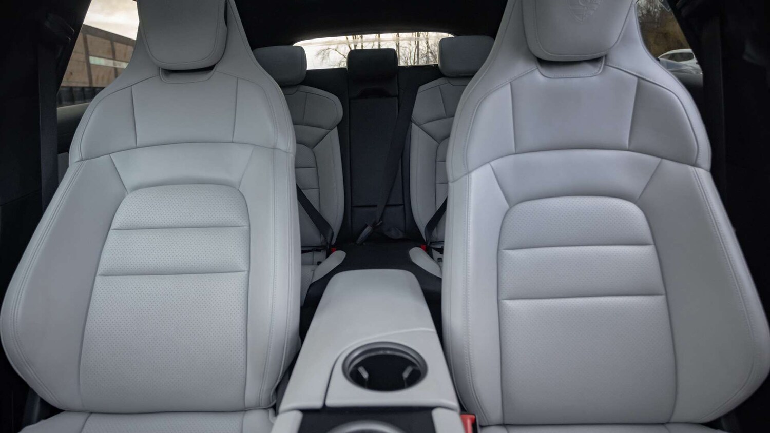 Used Porsche Taycan 2022 for sale - 77219728: Photo 17