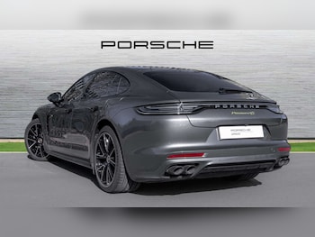 Used Porsche Panamera 2023 for sale - 77913715: Photo