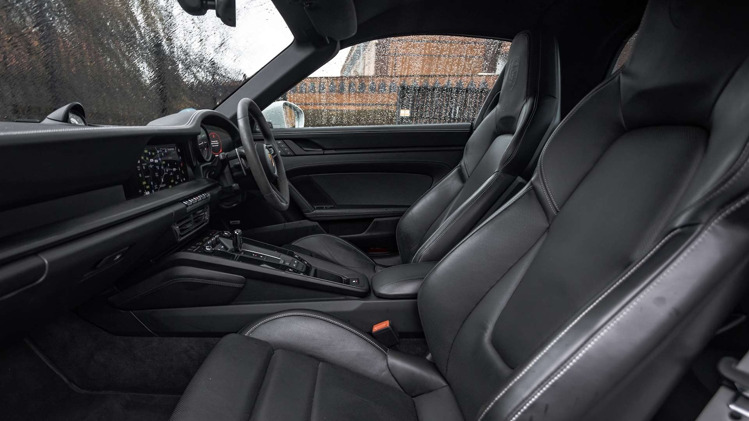 Used Porsche 911 2022 for sale - 76928929: Photo 13