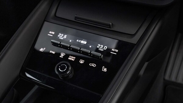 Used Porsche Macan 2024 for sale - 76205269: Photo 24