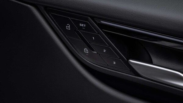 Used Porsche Macan 2024 for sale - 76205269: Photo 27