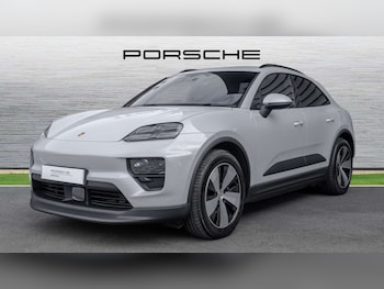 Used Porsche Macan 2024 for sale - 76205269: Photo 2