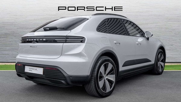 Used Porsche Macan 2024 for sale - 76205269: Photo 3