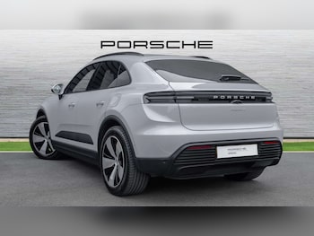 Used Porsche Macan 2024 for sale - 76205269: Photo 4
