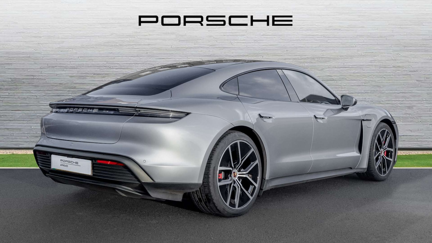 Used Porsche Taycan 2024 for sale - 76889769: Photo 3