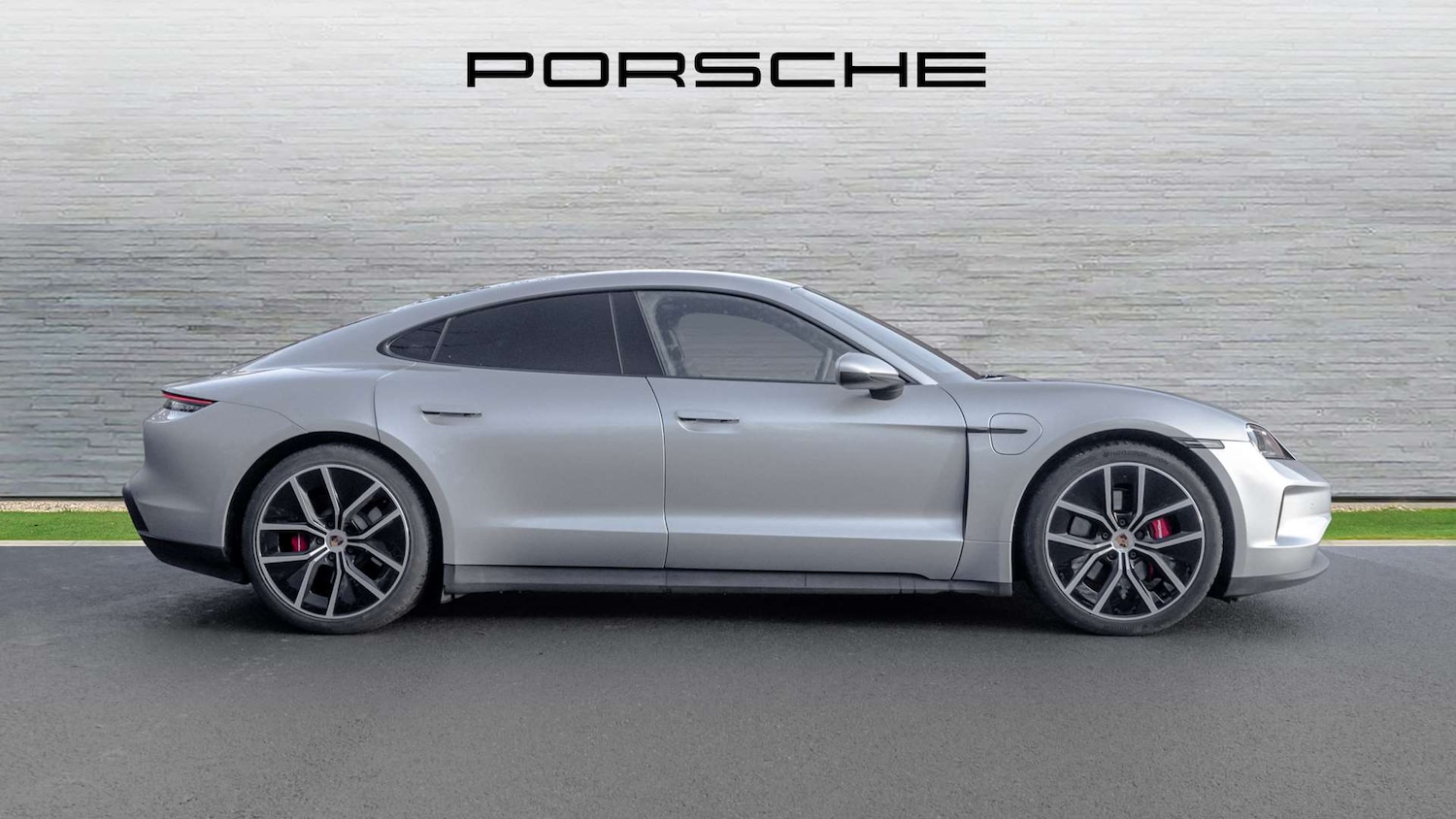 Used Porsche Taycan 2024 for sale - 76889769: Photo 7