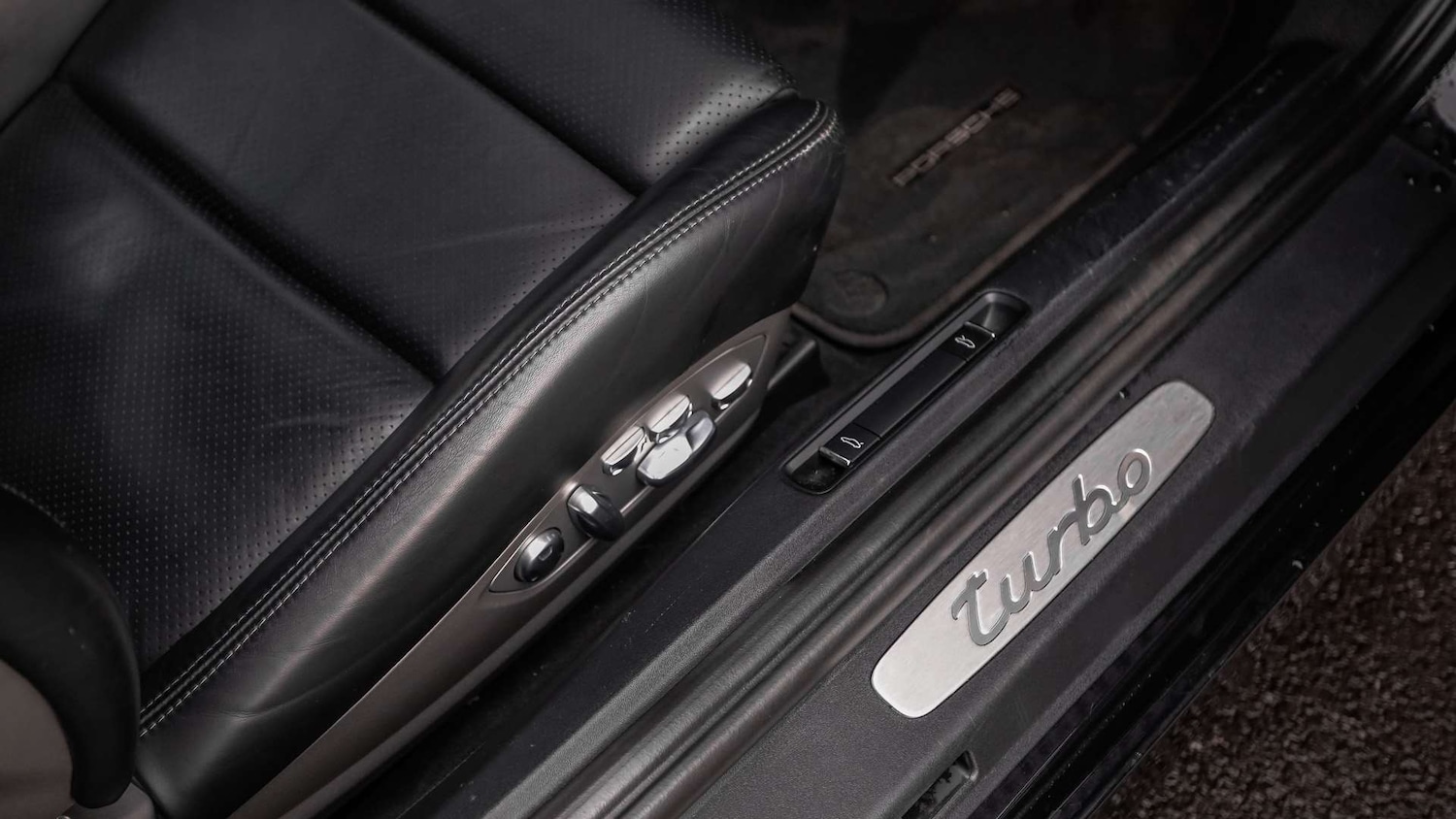 Used Porsche 911 2015 for sale - 76515649: Photo 28