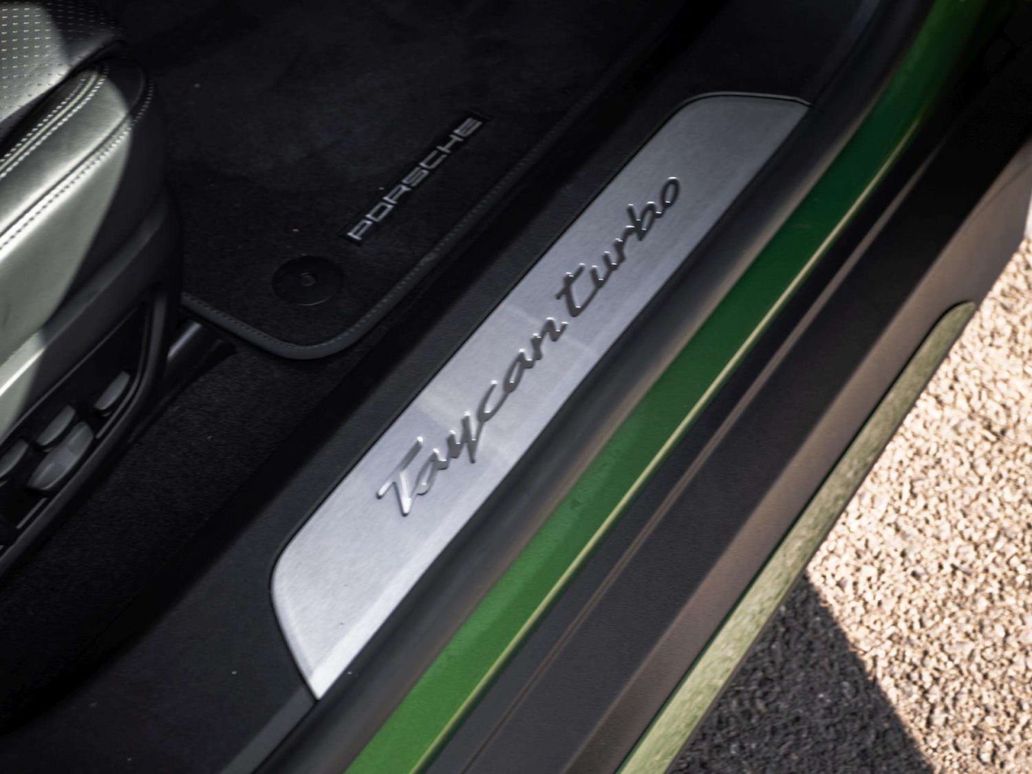 Used Porsche Taycan 2022 for sale - 76141494: Photo 14