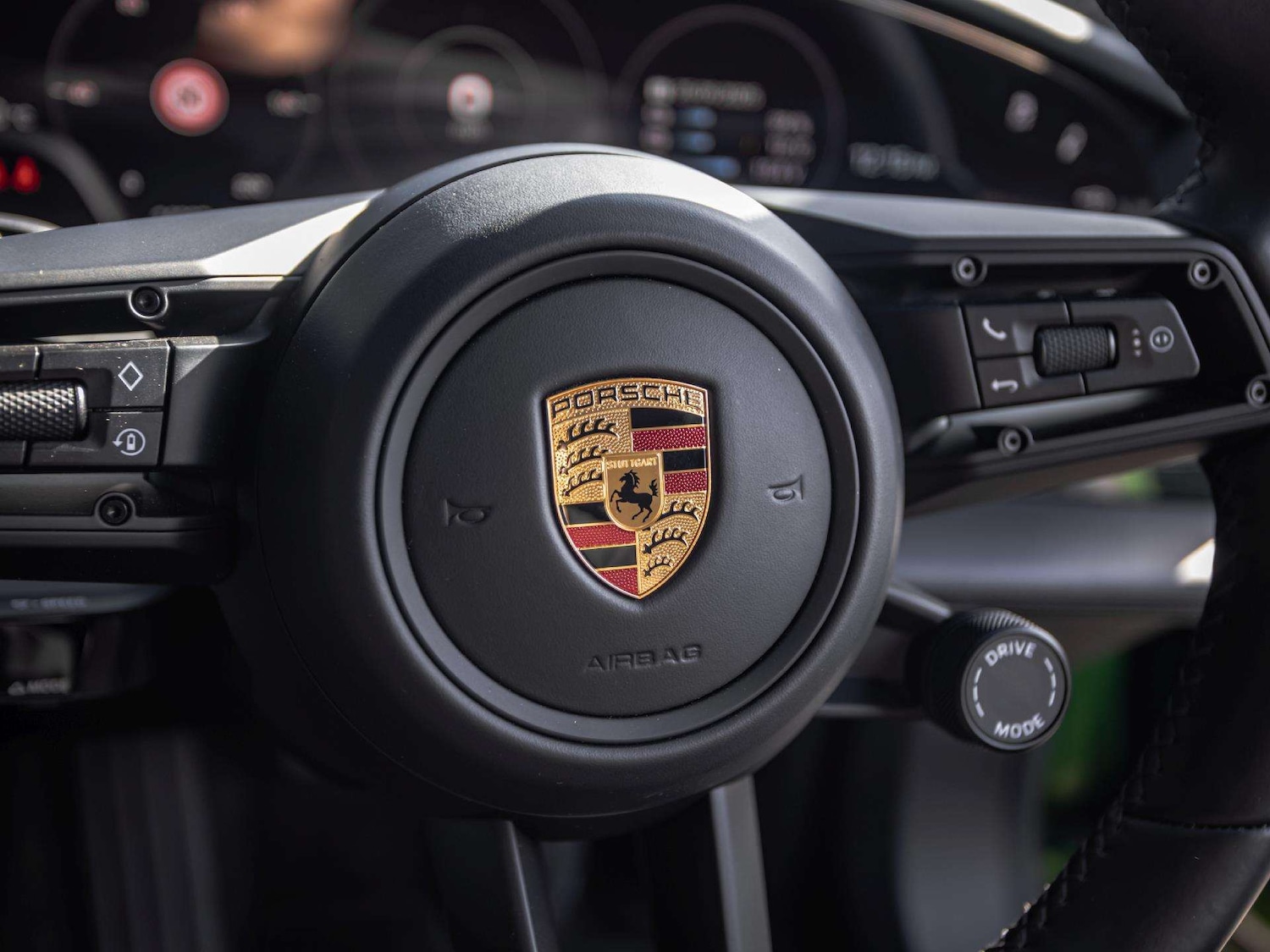 Used Porsche Taycan 2022 for sale - 76141494: Photo 23