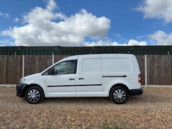 Used Volkswagen Caddy 2015 for sale - 78388131: Photo