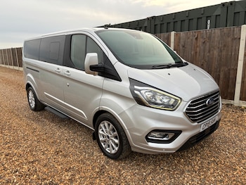 Used Ford Tourneo Custom 2019 for sale - 76425308: Photo