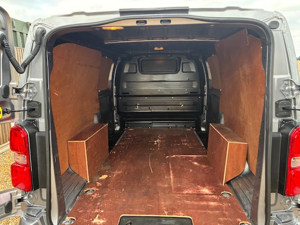 Used Vauxhall Vivaro 2022 for sale - 76270942: Photo 12