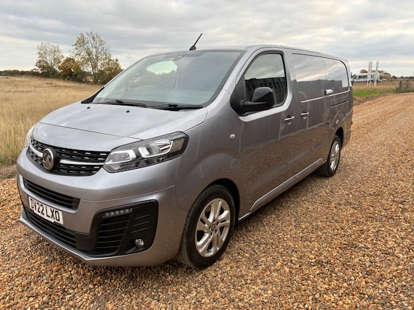 Used Vauxhall Vivaro 2022 for sale - 76270942: Photo 3