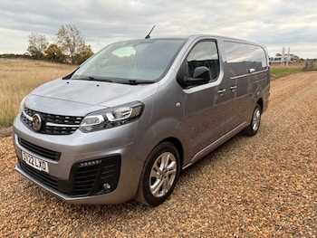Used Vauxhall Vivaro 2022 for sale - 76270942: Photo 3