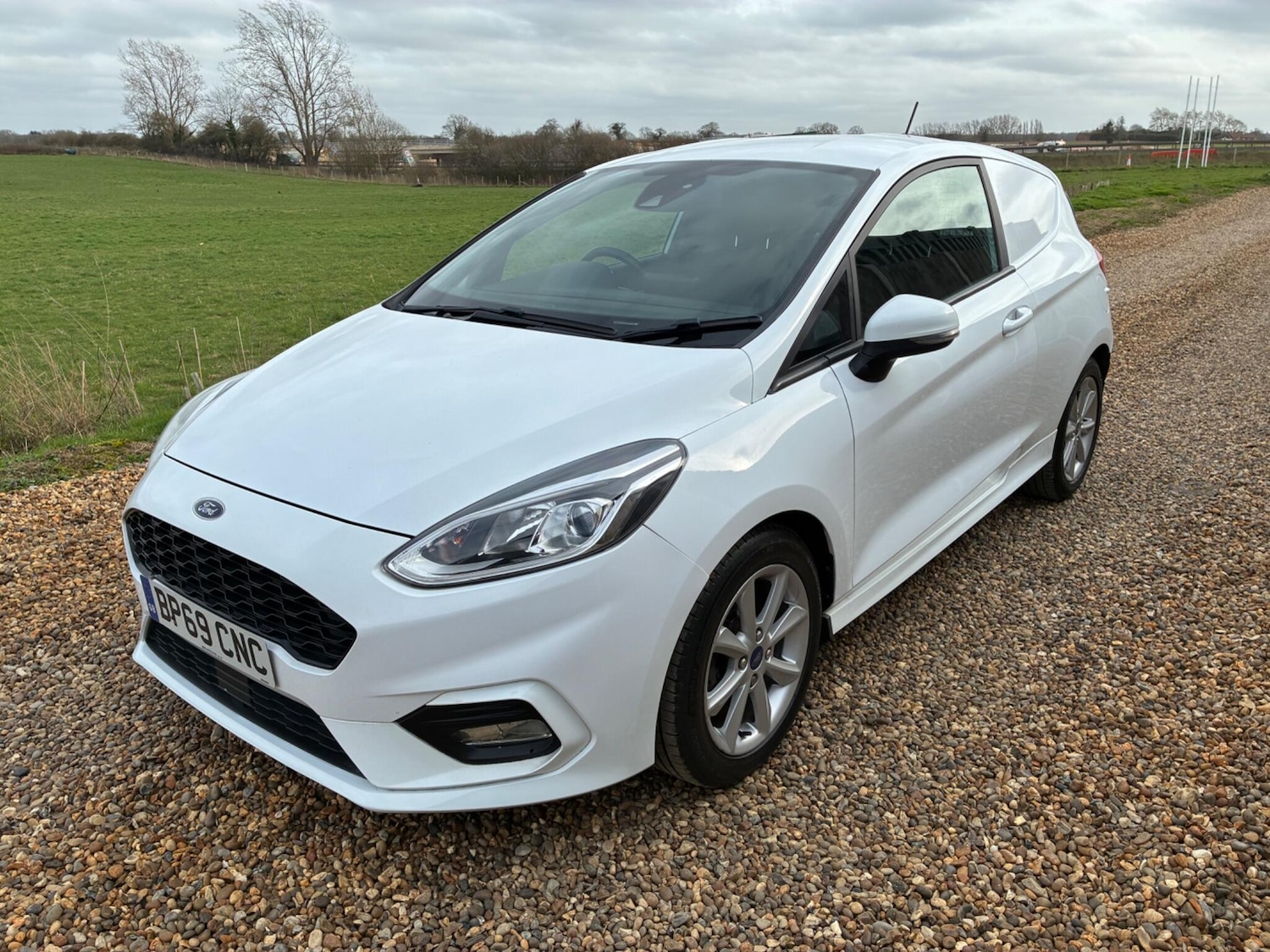 Used Ford Fiesta 2020 for sale - 77893009: Photo 3