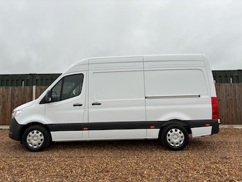 Used Mercedes-Benz Sprinter 2024 for sale - 76992366: Photo