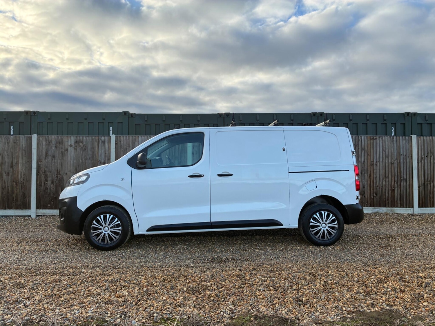Used Vauxhall Vivaro 2020 for sale - 76377700: Photo 4