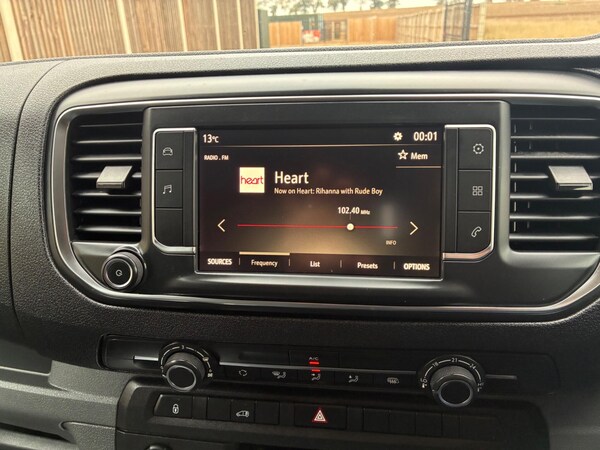 Used Vauxhall Vivaro 2020 for sale - 76336991: Photo 12