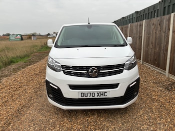 Used Vauxhall Vivaro 2020 for sale - 76336991: Photo 2