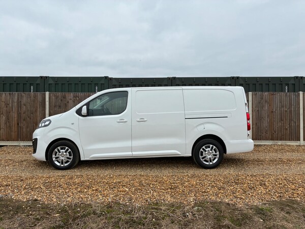 Used Vauxhall Vivaro 2020 for sale - 76336991: Photo 4