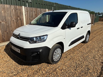 Used Citroen Berlingo 2020 for sale - 75199747: Photo