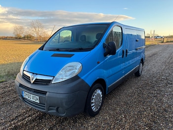 Used Vauxhall Vivaro 2010 for sale - 76701636: Photo