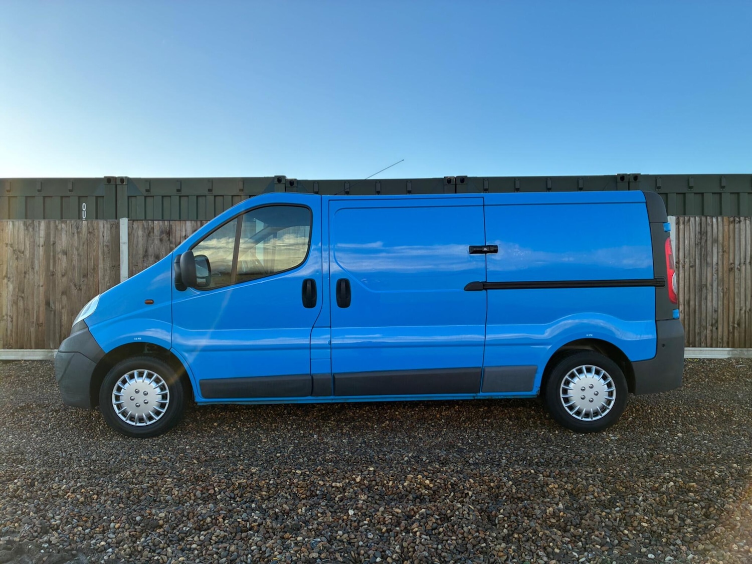 Used Vauxhall Vivaro 2010 for sale - 76701636: Photo 4