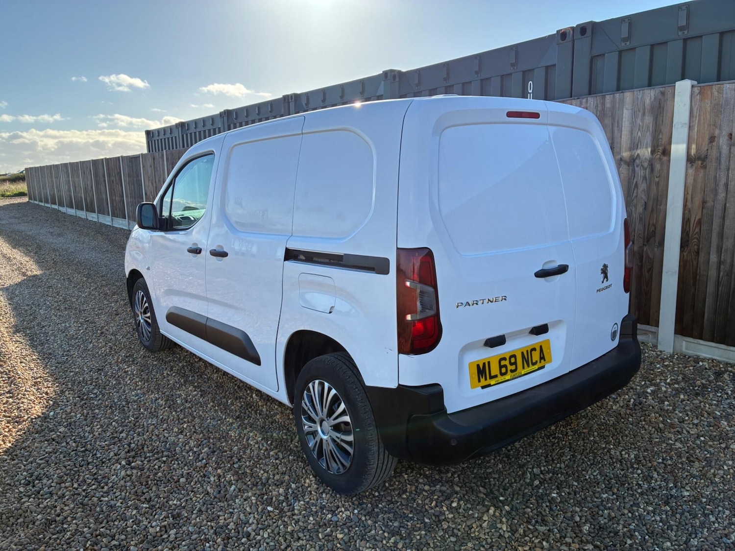 Used Peugeot Partner 2019 for sale - 76377341: Photo 7