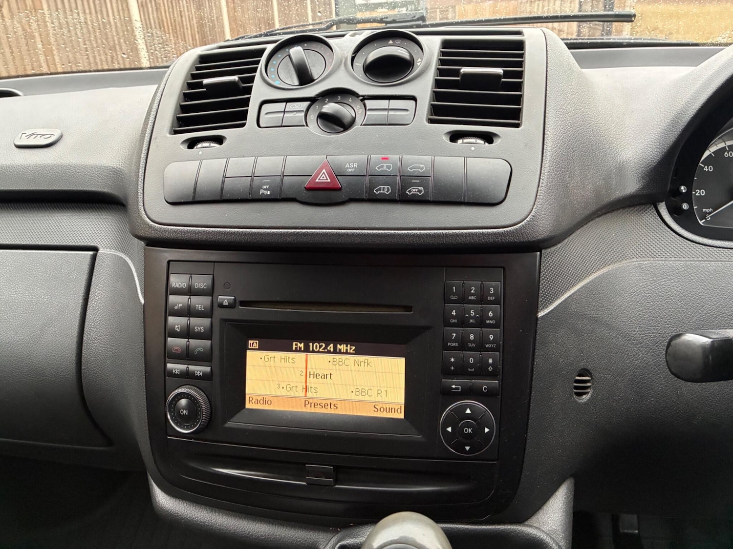 Used Mercedes-Benz Vito 2014 for sale - 76997678: Photo 11