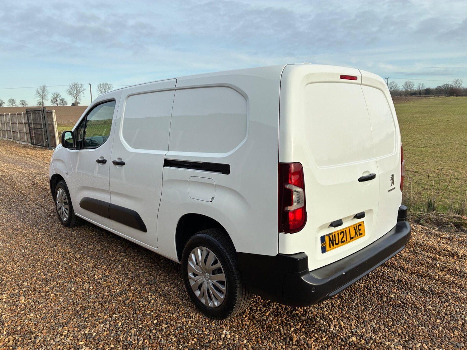 Used Peugeot Partner 2021 for sale - 77143863: Photo 3