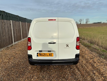 Used Peugeot Partner 2021 for sale - 77143863: Photo