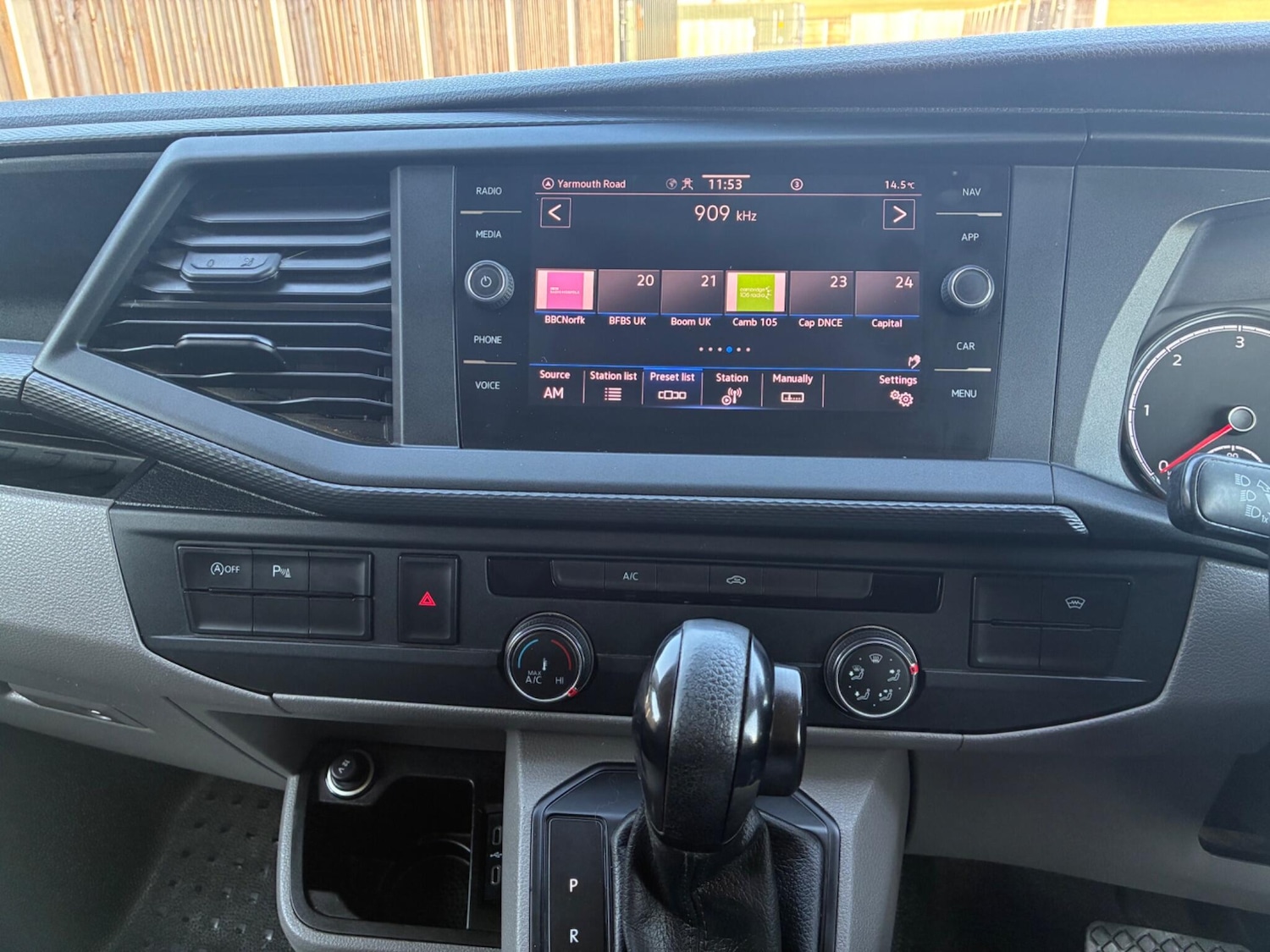 Used Volkswagen Transporter 2020 for sale - 77425823: Photo 13