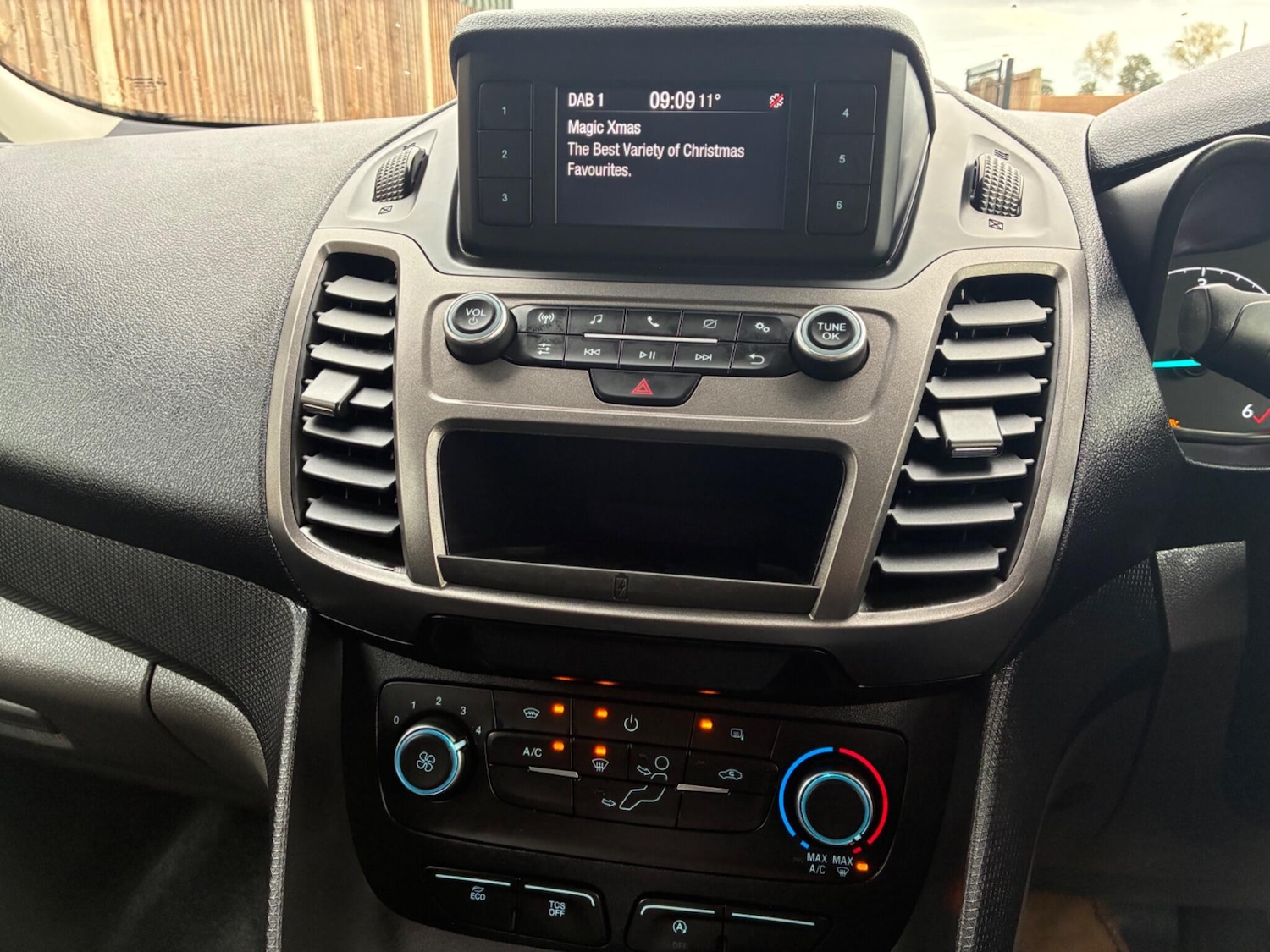 Used Ford Transit Connect 2019 for sale - 76336651: Photo 10