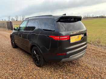 Used Land Rover Discovery 2018 for sale - 77163185: Photo