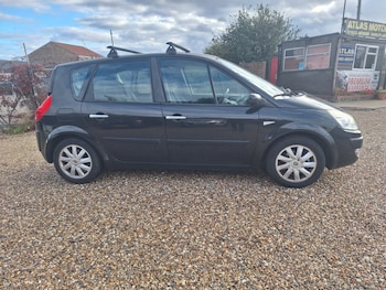 2008 (08) - 1.5 dCi 106 Dynamique 5dr
