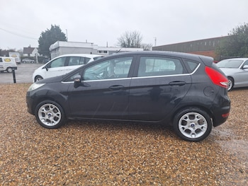 Used Ford Fiesta 2012 for sale - 76506234: Photo