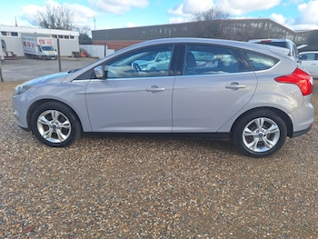 Used Ford Focus 2011 for sale - 77460841: Photo