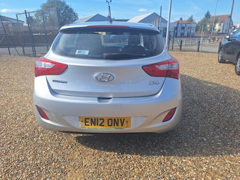Used Hyundai i30 2012 for sale - 76077726: Photo