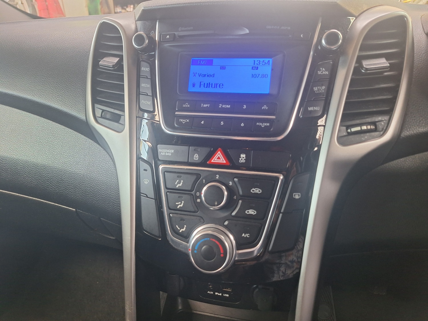 Used Hyundai i30 2012 for sale - 76077726: Photo 6