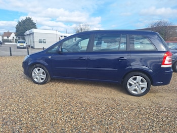 Vauxhall Zafira feature image
