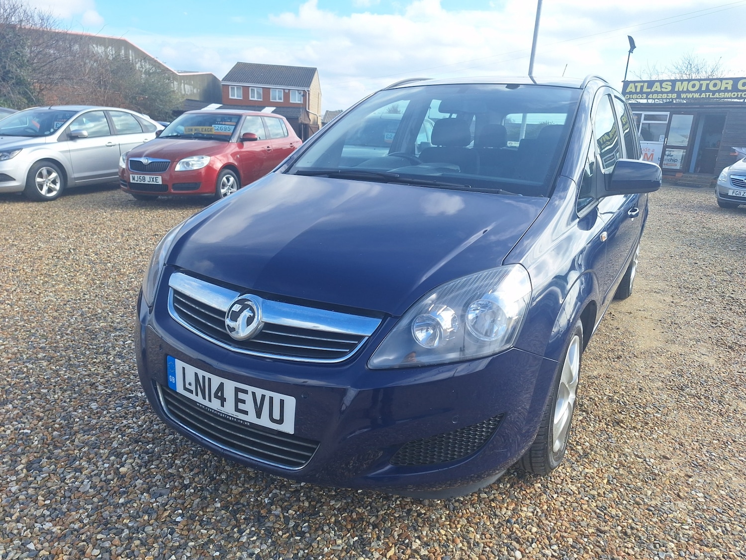 Used Vauxhall Zafira 2014 for sale - 77890082: Photo 2